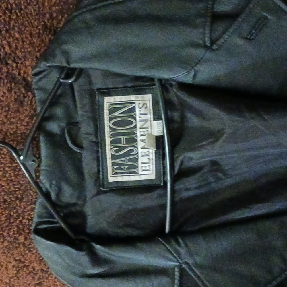 Leather jacket - Picture 2 of 2